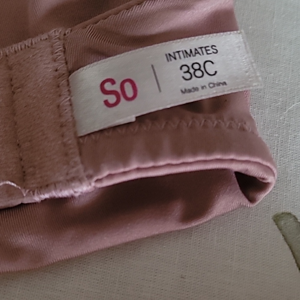 5 new or nearly new bras - Picture 6 of 7